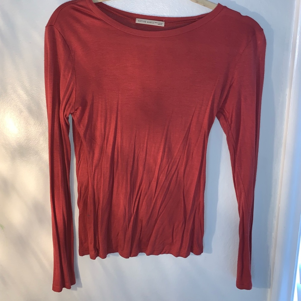 Womens long sleeve too